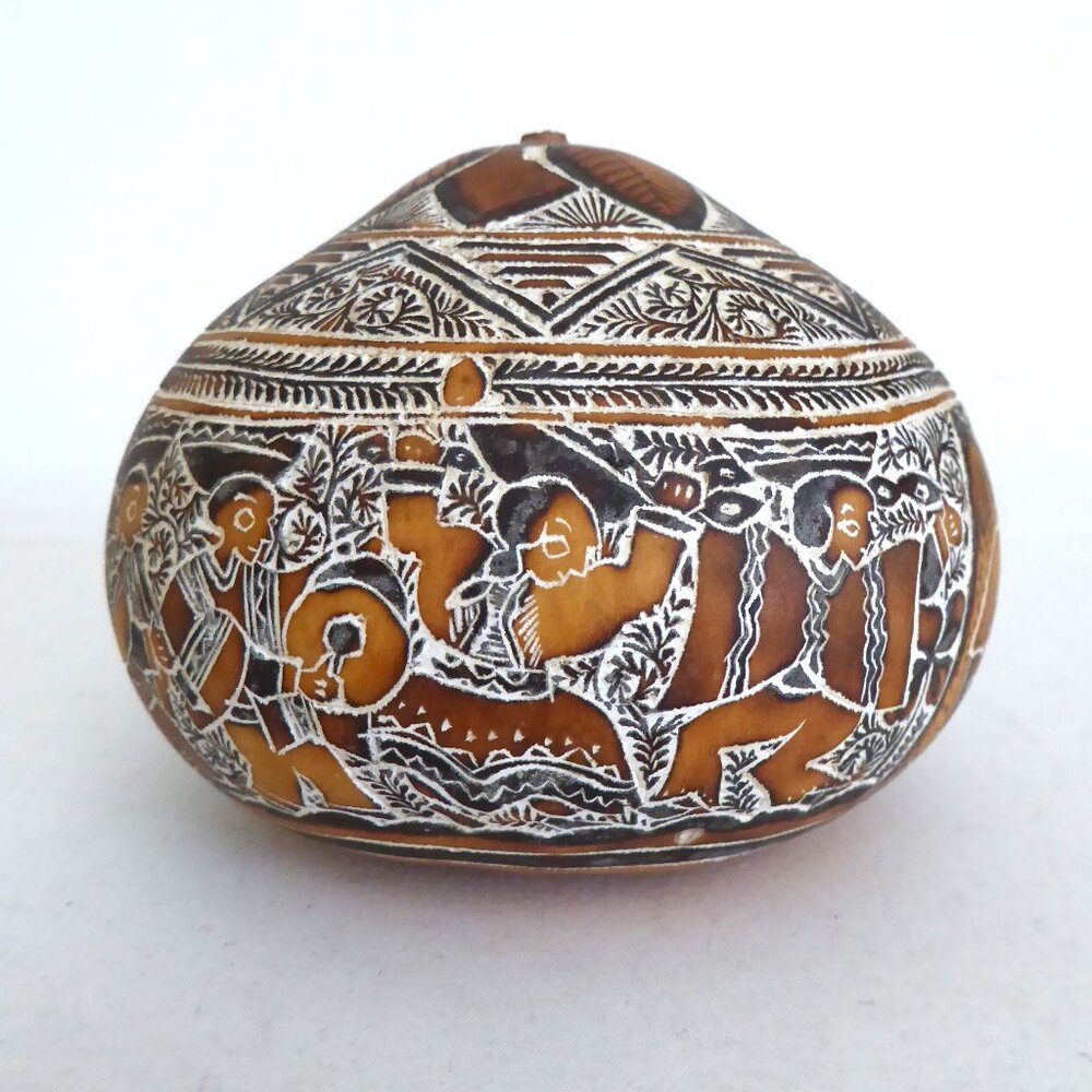 VINTAGE PERUVIAN FOLK ART HAND CARVED GOURD MATE BURILADO STORY TELLING ART